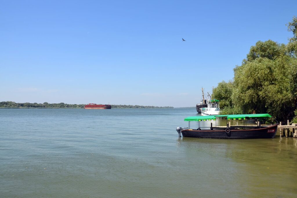 Водный транспорт на Дунае